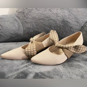 Vivaia Aurora Elegant Pointed-Toe Mary Jane Heeled PUSPS Beige Ivory Women’s